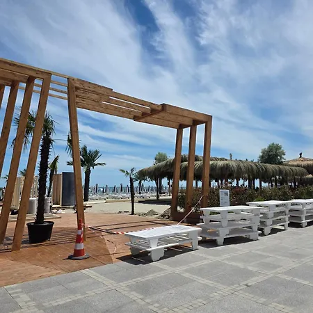 Apartament Rasarit La Mare Sea View Constanţa